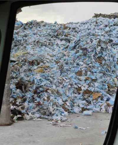 hansschrodinger - Ten okropny plastik zatruwa środowisko, nie to co ekologiczne masec...