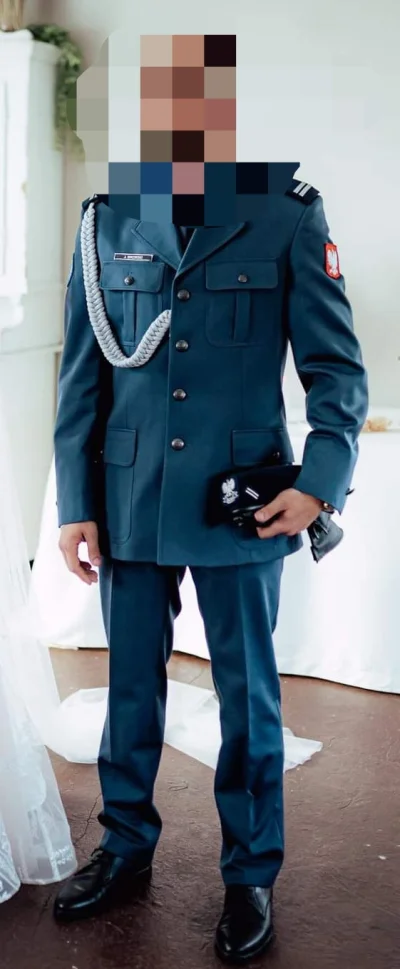 cendrek - Mireczki mam pytanko czy to jest mundur policyjny?
#policja #niebieskiepas...