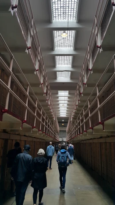 a.....9 - Natomiast mi udało się być w więzieniu Alcatraz gdzie Al Capone spędził ost...