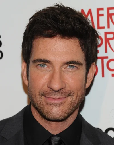 agent001 - @erebeuzet: zawsze widzialem Dylan McDermott w tej roli, przeciez ma ten s...