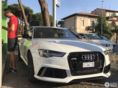 rydzo - Audi w F1.
Poniższe zdjęcie wyjaśnia, że mają już jednego kierowcę zaklepane...