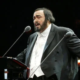 Theo_Y - @fotoskora: przecież to Pavarotti wybitny tenor( ͡° ͜ʖ ͡°)
