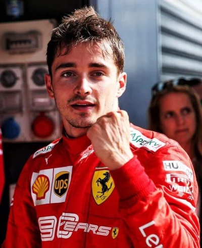 I.....e - Charles taki przystojny 
#f1 #charlesleclerc