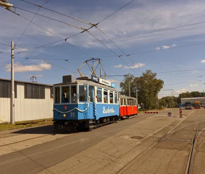 sylwke3100 - Zabytkowy tramwaj "Barborka" i doczepka "brňák" złapane na Warsztatach M...