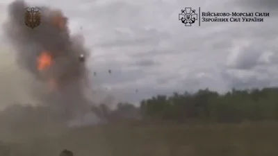 ImNewHere - Ukraiński czołg niszczy rosyjski opancerzony pojazd bojowy(AFV) na bliski...