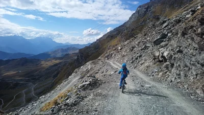 manedhel - Zjazd w stronę Verbier