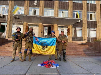 urodzony25lipca - Ukraińscy żołnierze w centrum Kupiańska (ʘ‿ʘ)
#ukraina