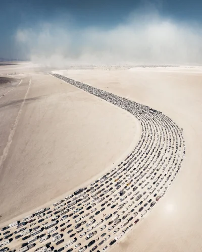 cheeseandonion - >The line to leave Burning Man

#burningman #festiwale