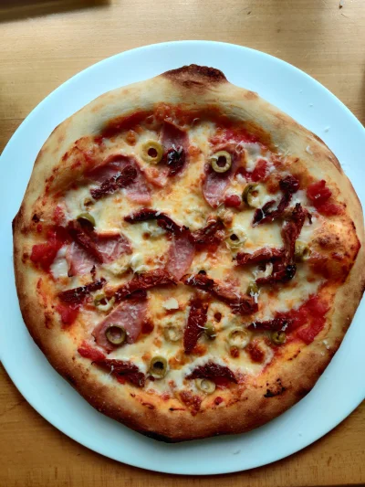 BonifacyDX - #picka do oceny 
#jedzenie #jedzzwykopem #pizza