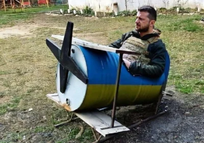 Muszu96 - Kacapy powinny się cieszyć że Ukraińska armia nie wyciągnęła jeszcze z ręka...