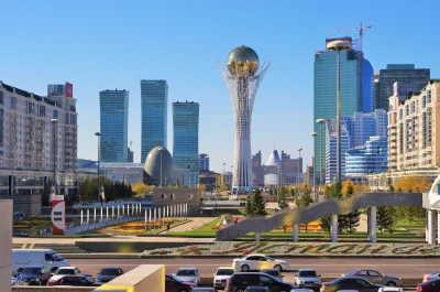 Poludnik20 - Centrum Nur–Sułtan (dawniej Astana), stolicy Kazachstanu.