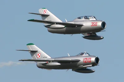 VRpJPxX26dMDFTi3wgcWi7Y2TDVb - Lim-2 / MiG-15
