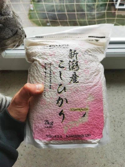 ShpxLbh - stało się, kupiłem w końcu ryż Nigata Koshikari 2kg - 59 zł.
właśnie gotuj...
