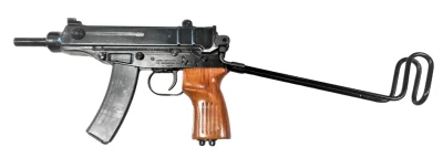 Bolxx454 - miał dostęp do broni automatycznej, ma znajomości w środowisku przestępczy...