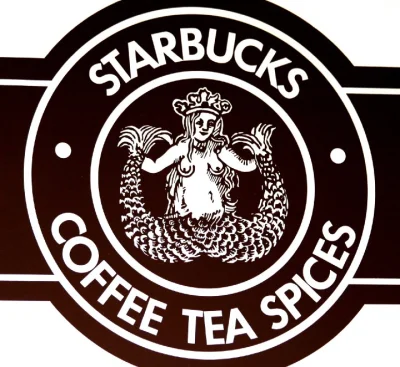 kuba70 - @xaviivax: Starbucks zaczynał jako mały sklep z kawą, herbatą i przyprawami ...