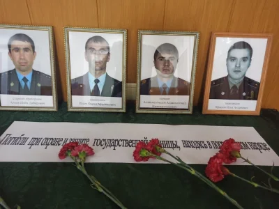 yosemitesam - #ukraina #wojna #gruz200
#ukraina 
Czterech pograniczników ze spalone...