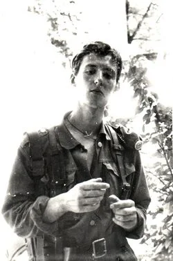 4gN4x - znalazłem stare zdjęcie mojego ojca jak był w wojsku, rozpoznaje ktoś co to z...