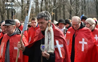 ZygmnuntIgthorn - > u nas chyba byli jacyś ochroniarze Chrystusa? Takie #!$%@? co w p...