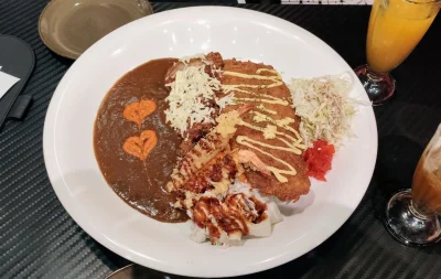 kotbehemoth - Wygląda jak guwno a smakuje jeszcze lepiej. Japońskie curry z ryżem z r...