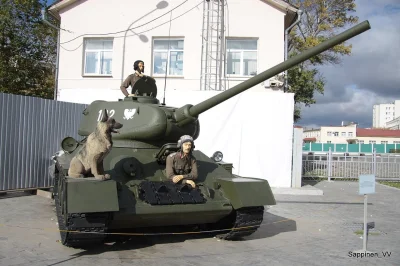 Tommy_ - @Koneserzmechanizowanego_anime w Rasiji nawet mają pomnik 4 tankistów i saba...