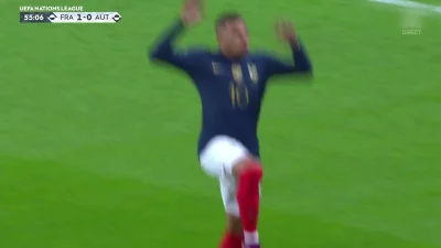Szewczenko - Kylian Mbappé, Francja - Austria 1:0

#golgif #mecz #liganarodow