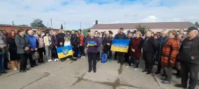 Kagernak - Protest w Snihuriwce w obwodzie Mikołajowskim, nie tak daleko od Chersonia...