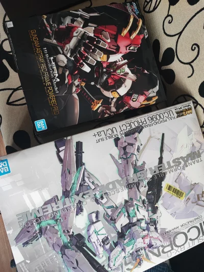 magicznakraina - #gundam #gunpla #modelarstwo 
A co to dzisiaj przyszło ( ͡° ͜ʖ ͡°)