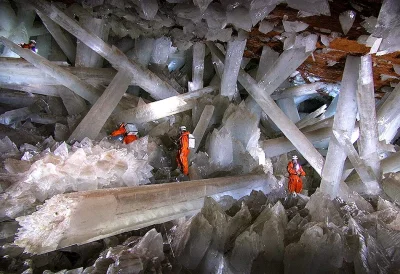 g.....a - Cave of Crystals "Giant Crystal Cave" at Naica, Mexico
Aktualnie zalana wo...