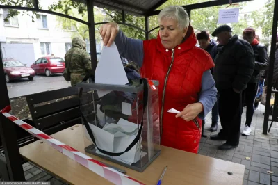 felixd - Czekaj, czekaj, czekaj. Czy ta baba nie głosowa już w innym miejscu? Był fil...