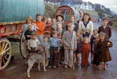 cheeseandonion - >'Irish Traveller Family', Killorglin, County Kerry, Ireland, 1954.
...
