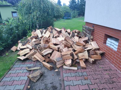 lkoikm - Własne przywieźli mi zamówione 3m3 drewna (2m3 jesion + metr mieszanki liści...