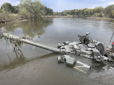 mexxl - #ukraina #wojna #rosja
T-90M, jak się okazało, może pokonywać przeszkody wodn...