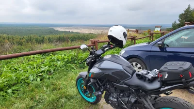 LoginZeStali - #motocykle 
Zimno, mokro, ale jeździć trzeba (ʘ‿ʘ)