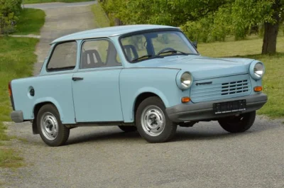 Lardor - @kopek: Trabant 1.1 po 8 właścicielach. Auto nieziemsko zmęczone. W lakierze...