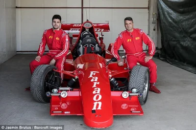 tumialemdaclogin - Z wykradzionych danych Ferrari, wyciekło zdjęcie bolidu na 2023. 
...