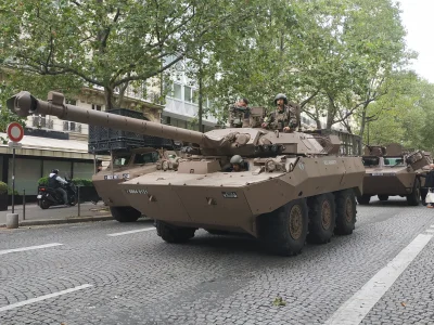 EarpMIToR - > Francja bada możliwość dostarczenia na Ukraine czołgów lekkich AMX10
#...