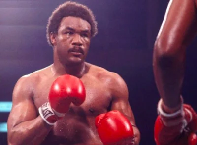 Menosas - George Foreman (76-5, 68 KO) uważany jest przez wielu za jednego z najwięks...