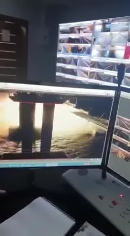 romusmily2 - Moment wybuchu Mostu Krymskiego


https://streamable.com/kn27yv


...