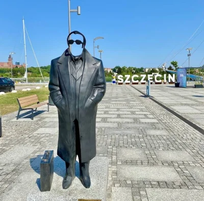 AZ-5 - Pomnik Krzysztofa Jarzyny w #szczecin

#pdk #heheszki