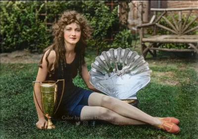 Loskamilos1 - Ciekawostka: poniżej przedstawiona jest Miss Ameryki roku 1924, 18-letn...