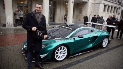 widmo82 - Mateusz W. prezentuje najszybszy polski samochód, którym będzie próbował do...