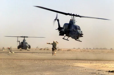 wfyokyga - Bell AH-1 Cobra/SuperCobra. Latało się takim w Operation Flashpoint, taka ...