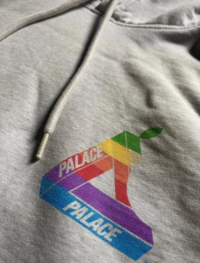 NajlepSzymi - #legitcheck #palace 
Powiedzcie mi czy to jest legit ?