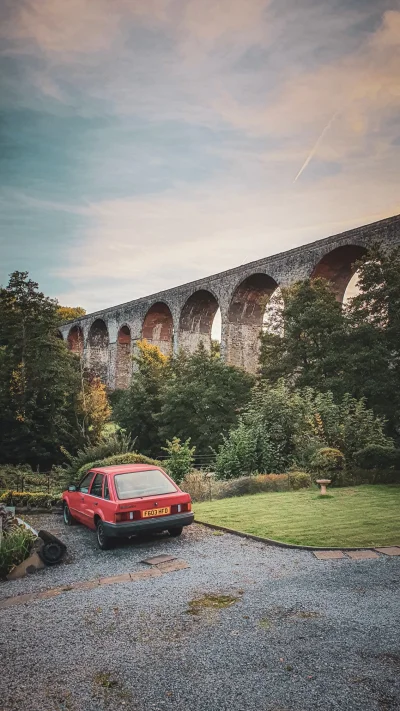 lebele - Stary wiadukt kolejowy w wiosce Penford w Anglii. 

#fotografia #podrozujzwy...