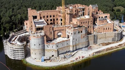 r.....a - @projektant_doktorant: dokładnie, dlatego taniej nowy zamek postawić ;)
