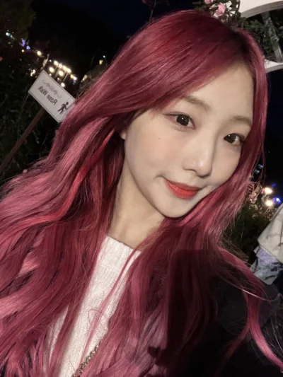 PrawaRenka - #yeojin #loona #koreanka