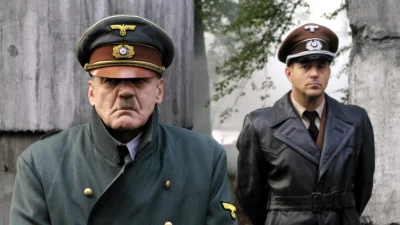 hipeklego - #ogladajzwykopem #hitler #film 

Film "Upadek" o Hitlerze na TV4 jak coś