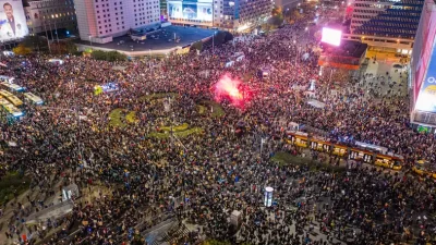 hellfirehe - > Wyszło 80 tys ludzi w proteście przeciwko Orbanowi

@polock: U nas p...