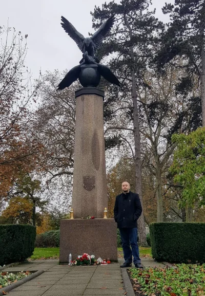 Zwiadowca_Historii - Polski Pomnik (Pools monument)