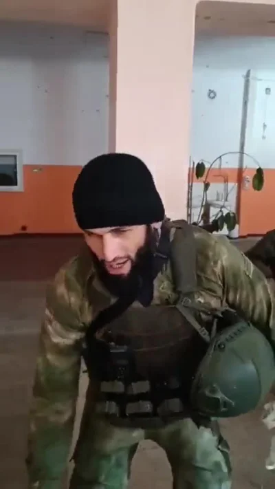 niewiempoco - Tik Tokerzy Kadyrowa wysyłający w świat informację, w której szkole się...